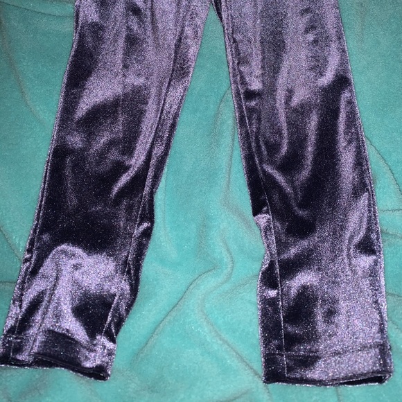 Genuine kids Oshkosh velvet romper - NWT - Picture 4 of 6